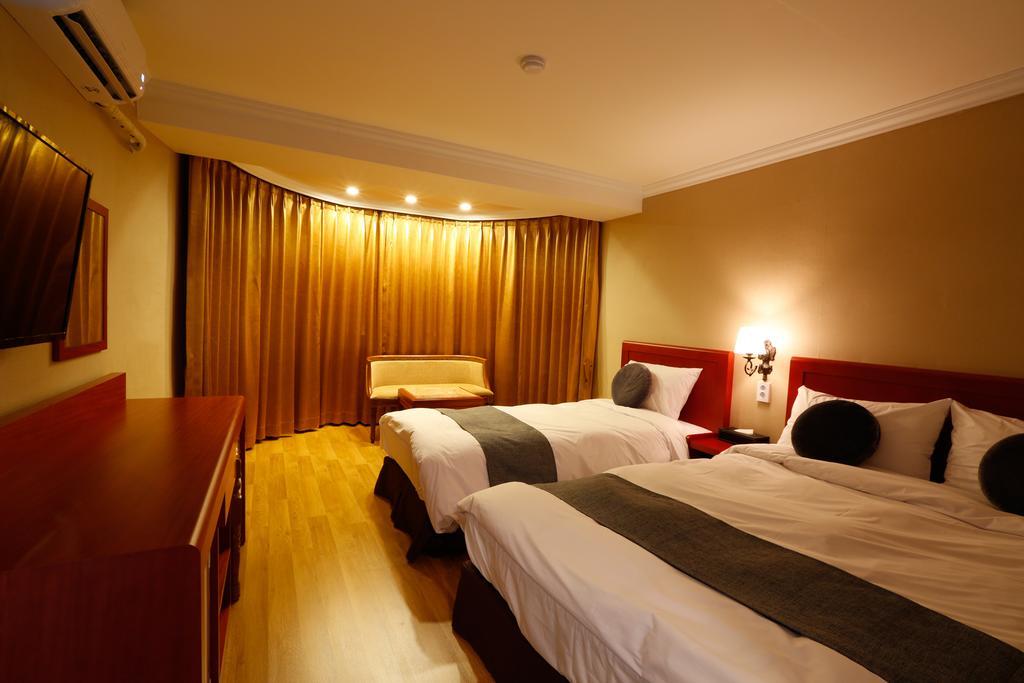 Anmyeondo Plaza Hotel Taean Extérieur photo